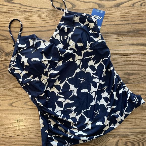 NWT Hilor Womens Swim Top US 12 - Picture 5 of 10